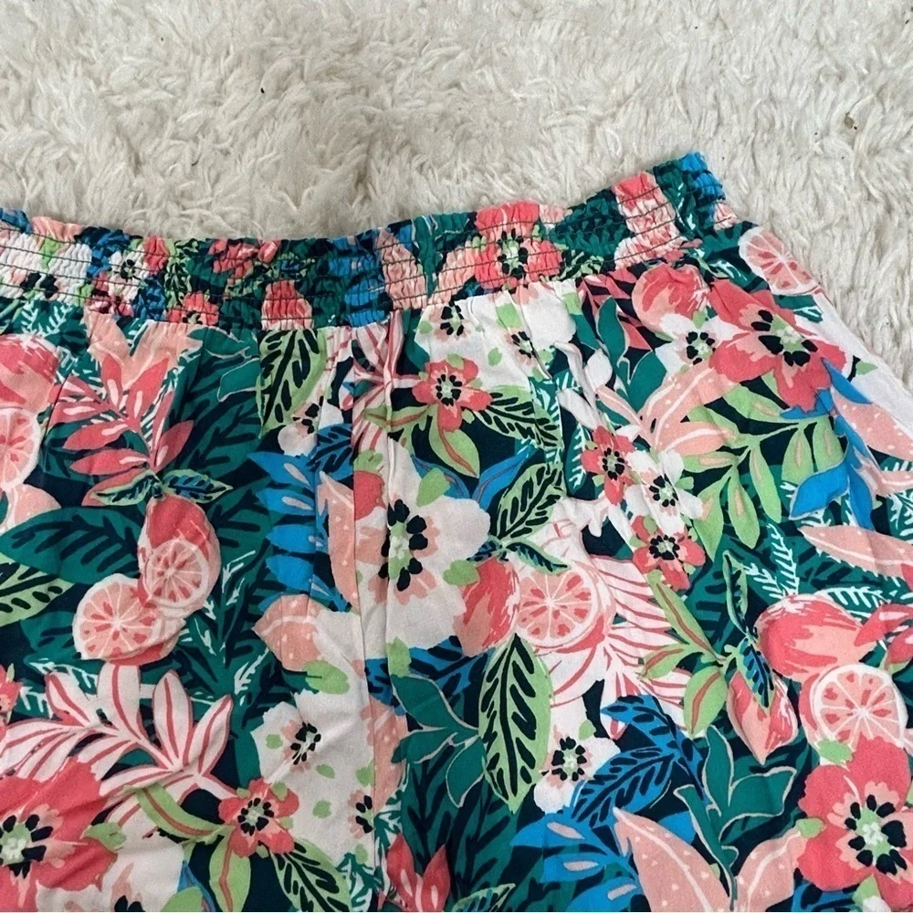 Love & Piece Collective Tropical Print Rayon Shorts NWOT
